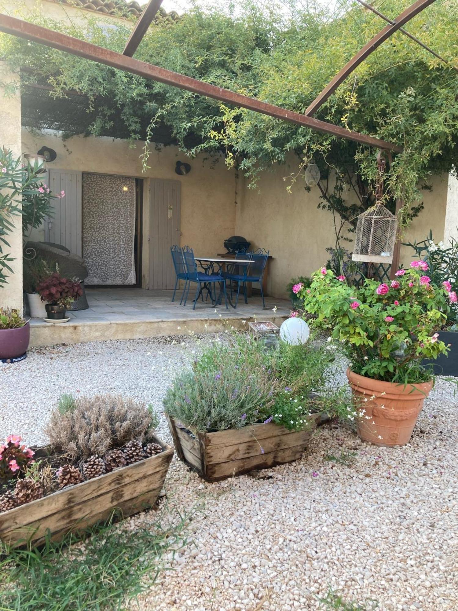 La Petite Garrigue Villa Mérindol Dış mekan fotoğraf